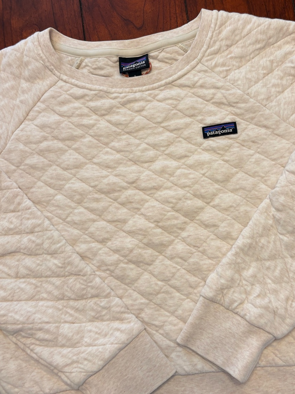 Patagonia Cream Quilted Crew Pullover